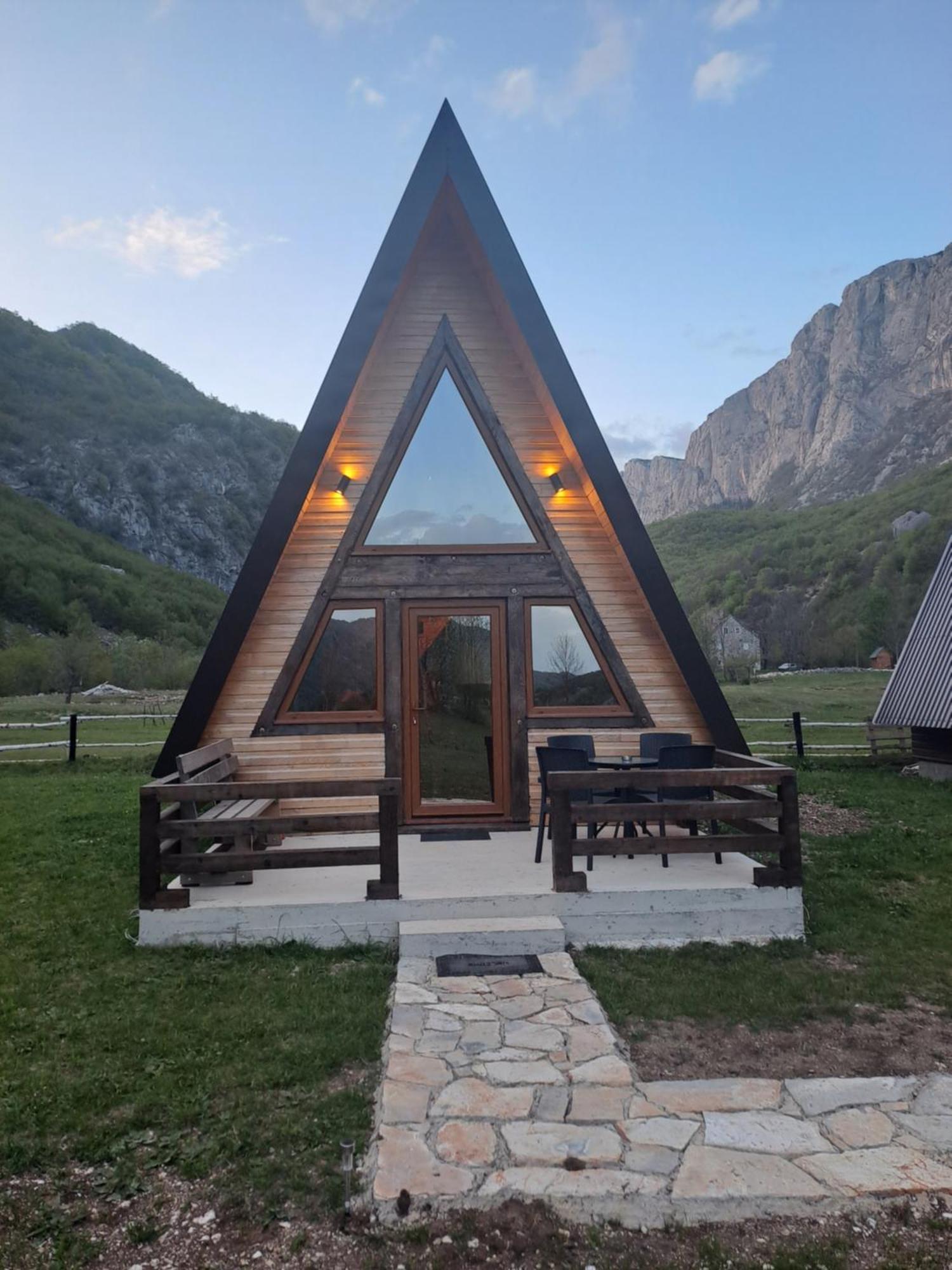 Wooden Cottages Konak Savnik Екстериор снимка