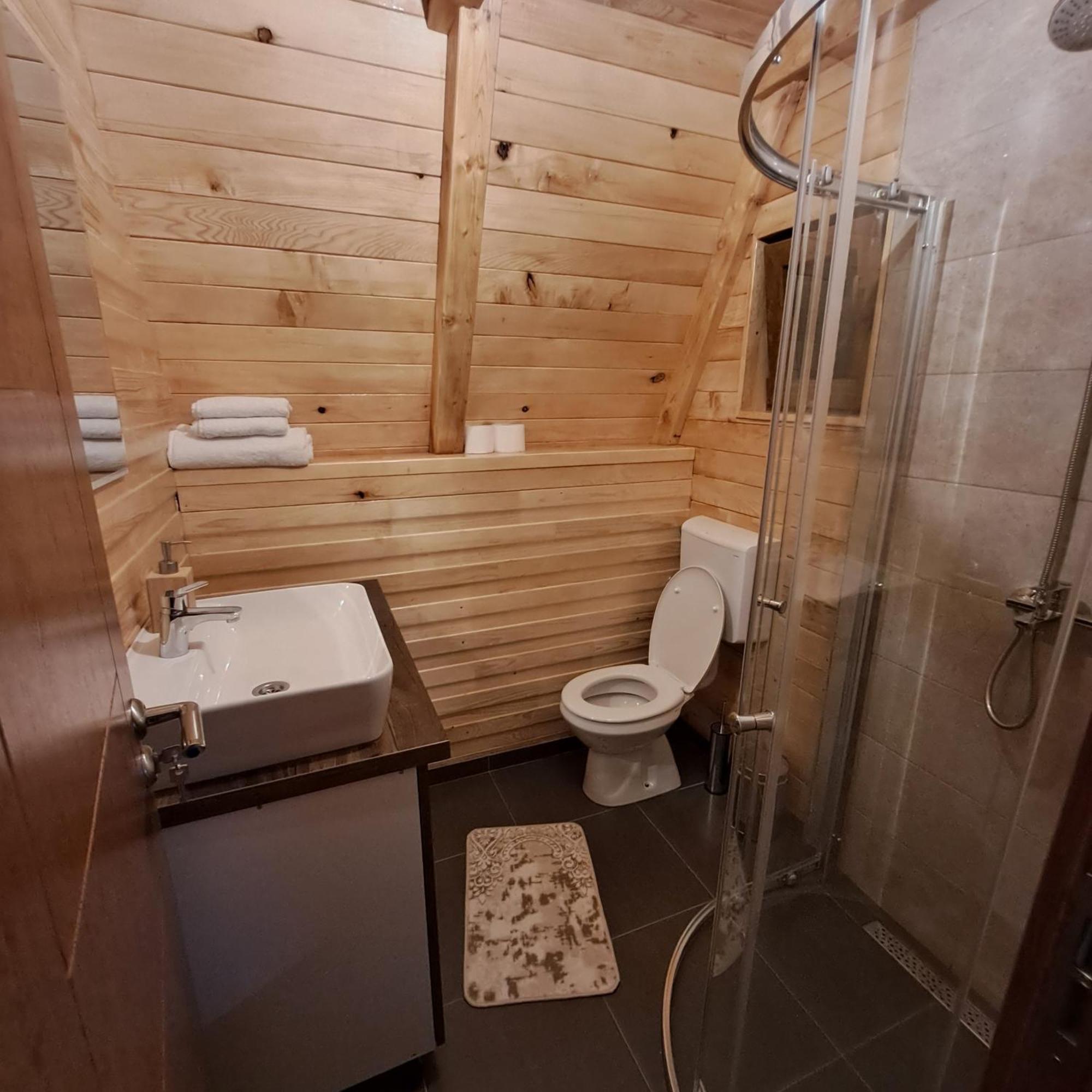 Wooden Cottages Konak Savnik Екстериор снимка