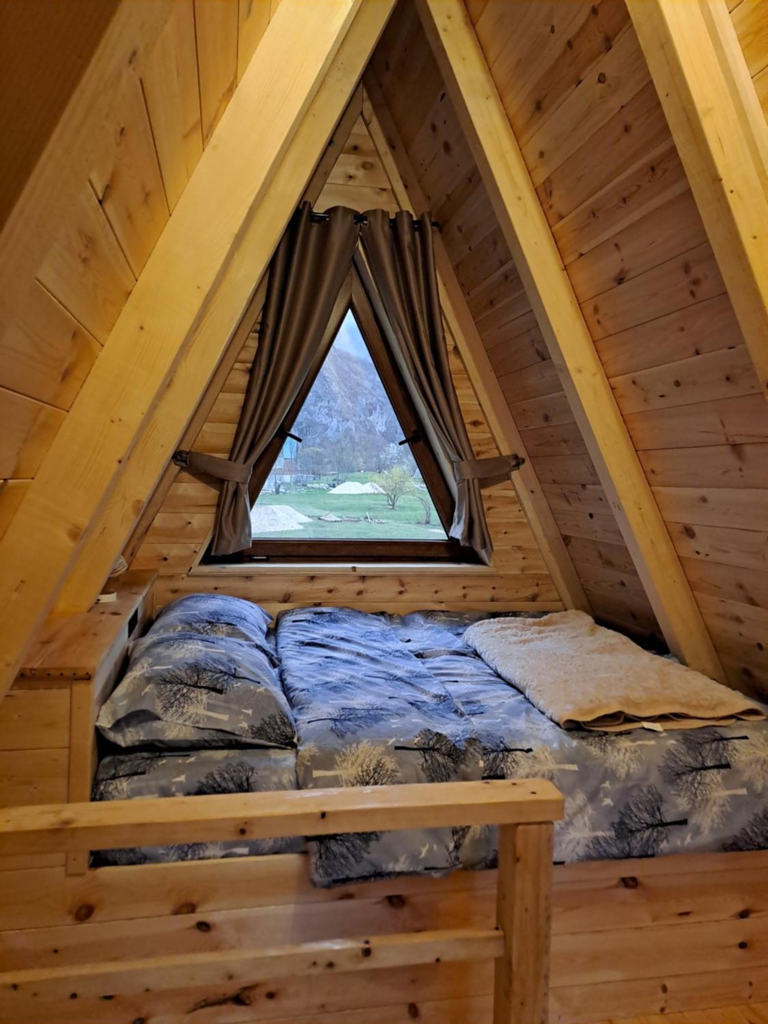Wooden Cottages Konak Savnik Екстериор снимка